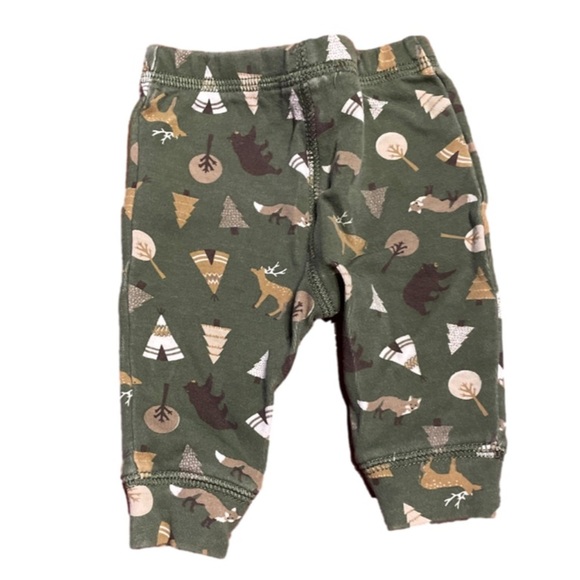 Newborn Starting Out 2-piece green & cream matching pant & shirt set - Picture 9 of 10